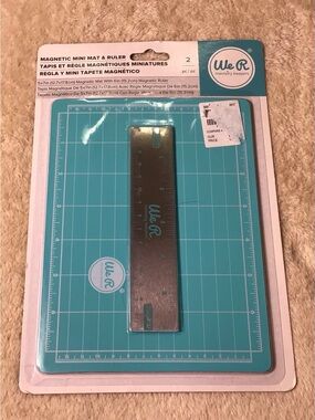 We R Memory Keepers Magnetic Mini Mat with Ruler